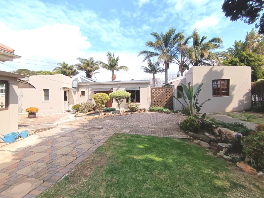 7 Bedroom Property for Sale in Walmer Eastern Cape